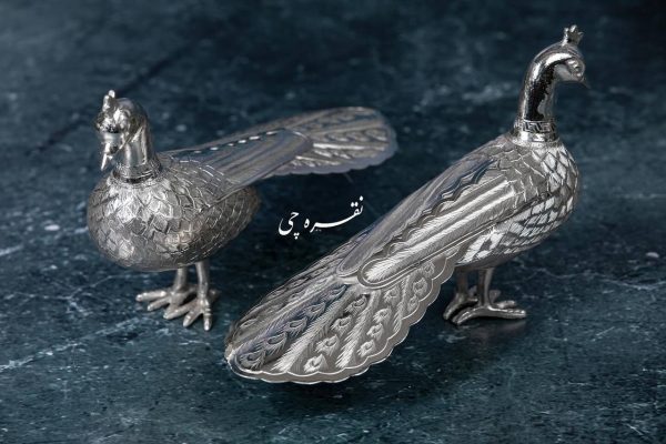 زوج مجسمه کبوتر